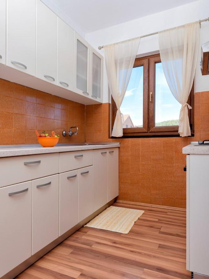 Apartments Draganic Jelsa  Exterior photo